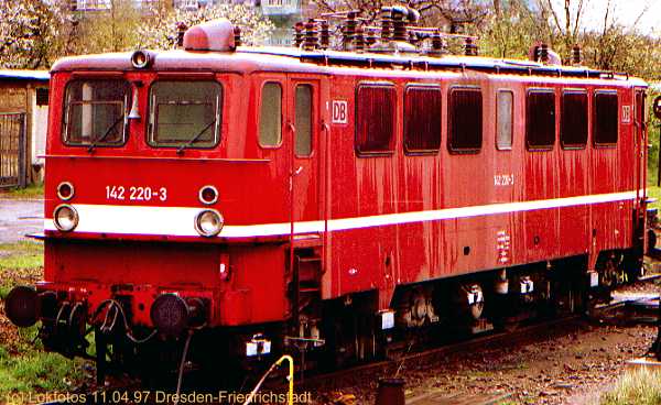 Kein weiteres Foto der Lok 220 vorhanden